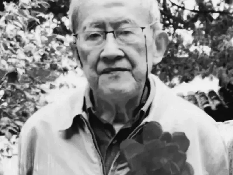 Qian Xing, son of the renowned scholar of Chinese studies Qian Mu, has passed away